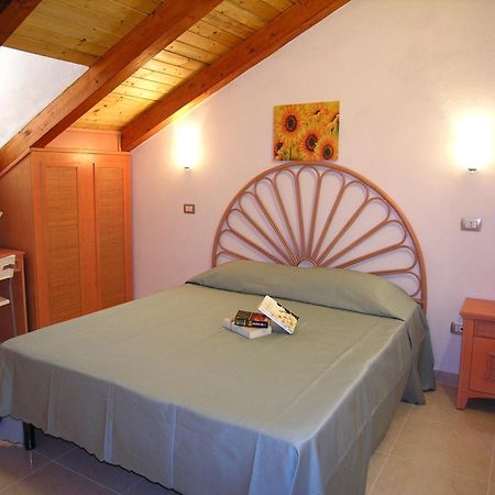 Hotel Resort Rocca Di Vadaro カーポ・ヴァチカーノ 部屋 写真
